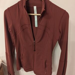 Lululemon define jacket size 4